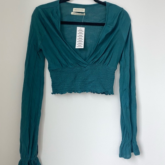 Emerald Green urban outfitters long sleeve top - Picture 1 of 3